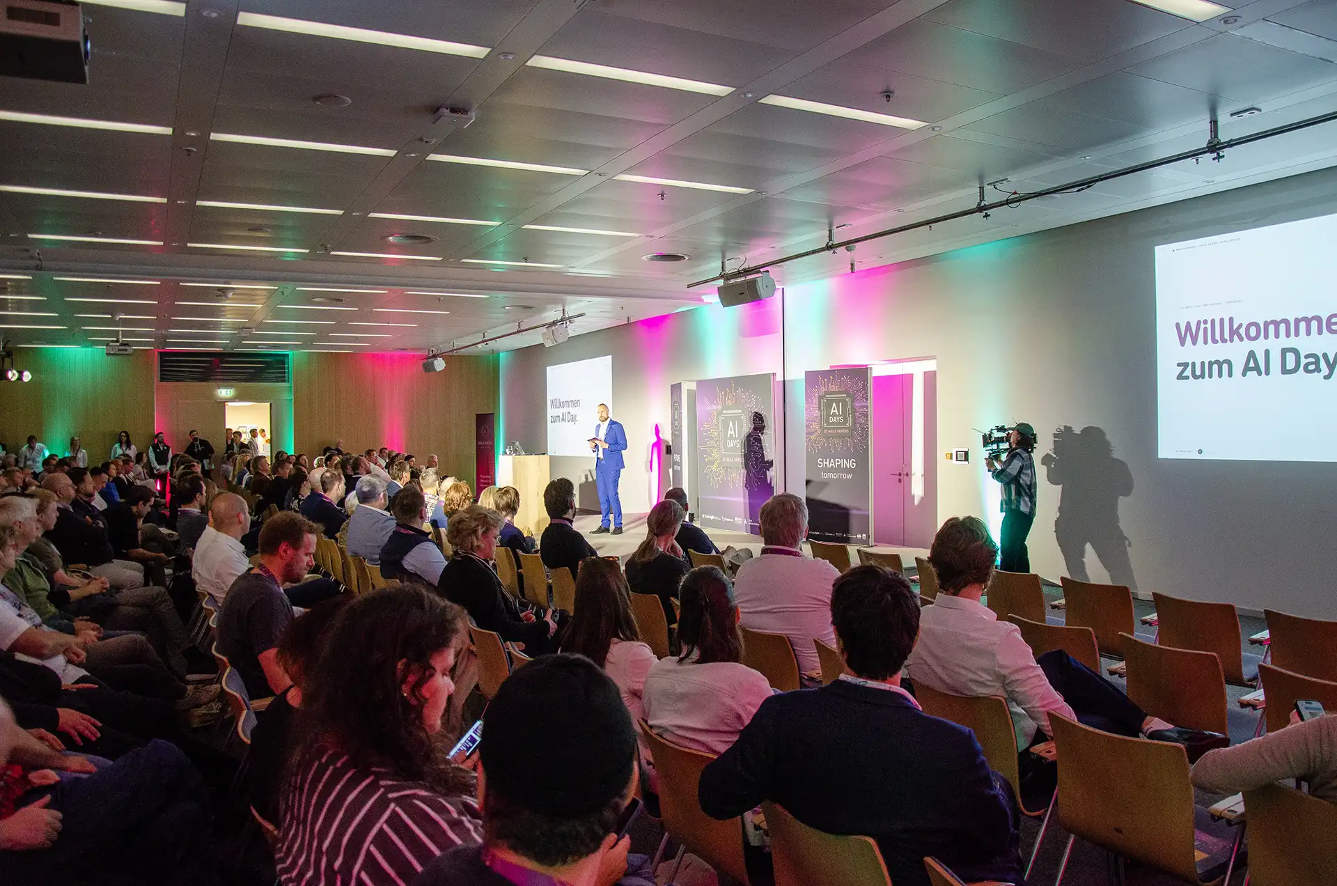 FW-Design Branding und Leitsystem AI Days KI-Messe Frankfurt